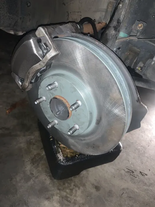 Allen's light auto repair 1