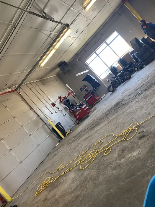 Larry's Automotive & Tire 6
