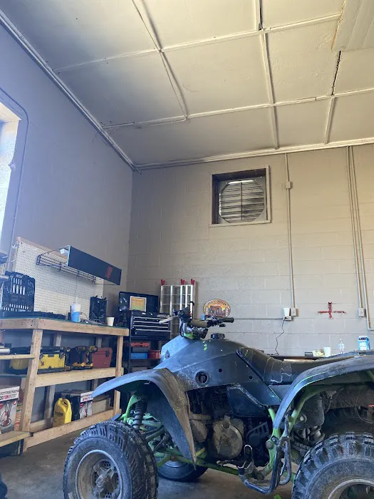 Larry's Automotive & Tire 5