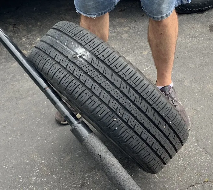 J & R Tire Shop 1