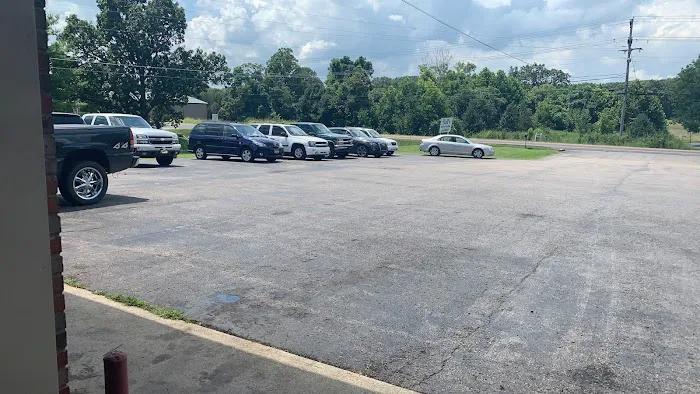 Hall's Auto Services & Repair LLC 2