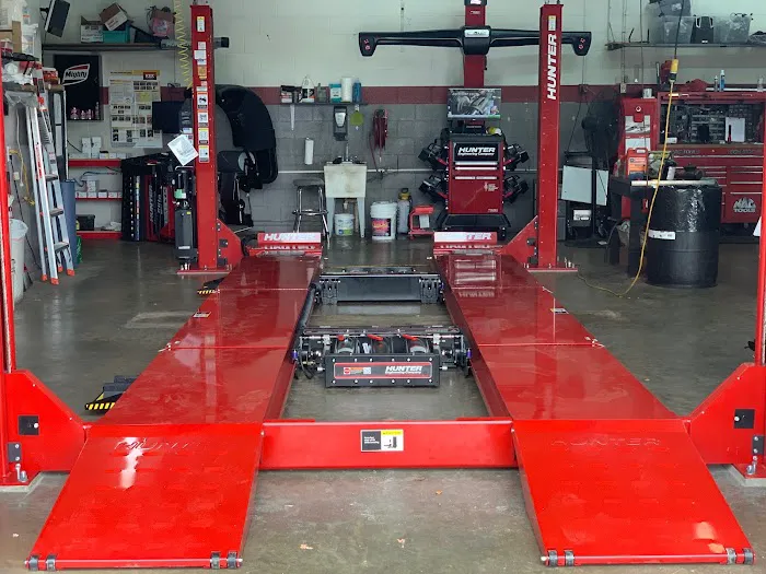 Hall's Auto Services & Repair LLC 5