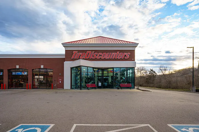 Tire Discounters 0