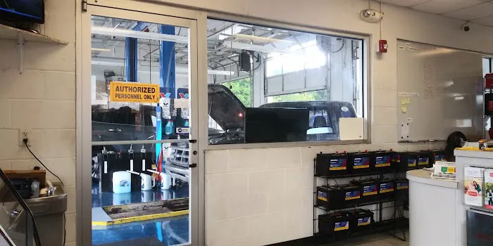 Pleasant View Car Care 2