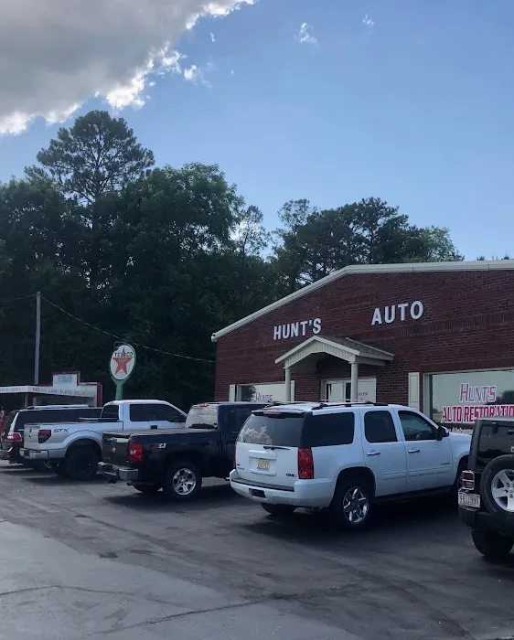 Hunt's Auto Collision Repair 1