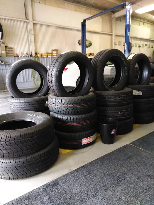Mc Clain's Kwik Lube & Rentals 1
