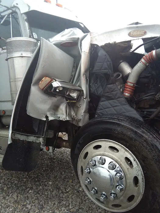JSH Truck Repair & Towing 3
