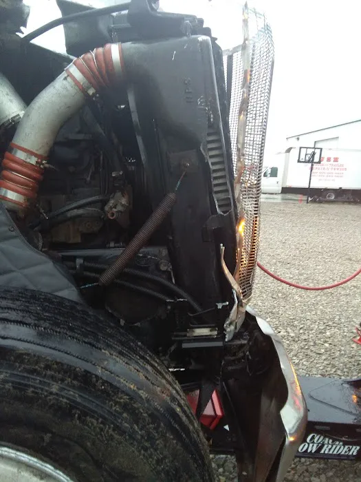 JSH Truck Repair & Towing 4