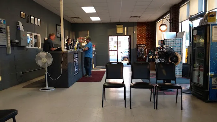 Roy's Tire & Auto 3