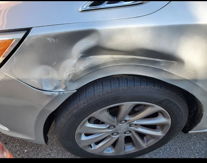 Zee auto Body Shop 0
