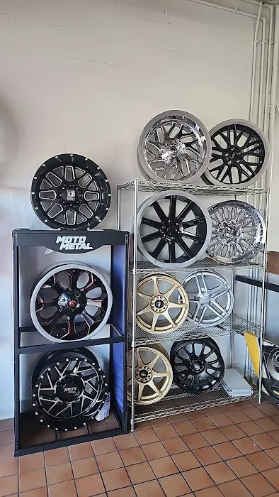 Country Used Tire 8