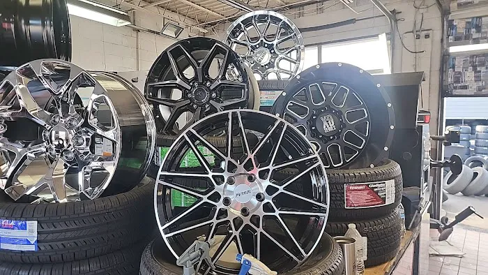 Country Used Tire 6