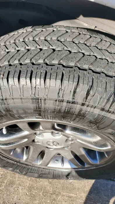 Country Used Tire 3