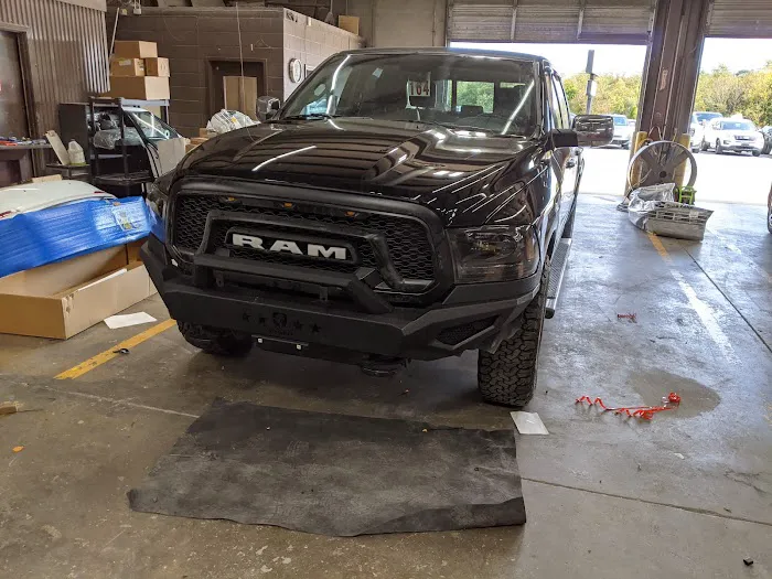Joe Hudson's Collision Center 9
