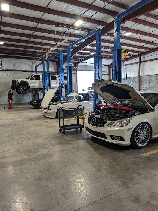 Megarage 4