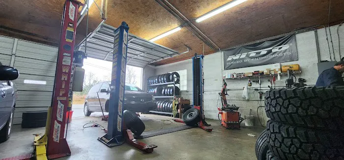 Chris's Tire Shop 2