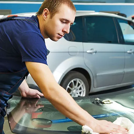 Auto Glass Service 6