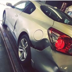 Clark's Body Shop ico