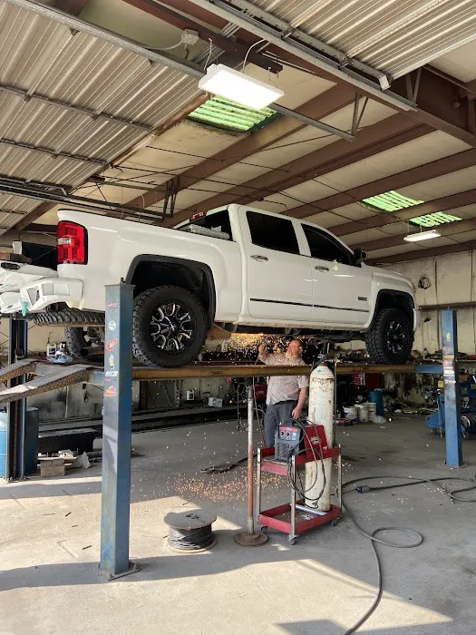 Brad's Muffler Services 5
