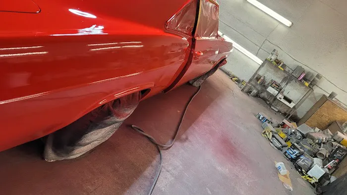 THOMPSON REFINISHING 7