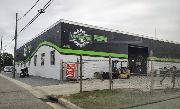 Wheeler Alignment & Brake Services 4