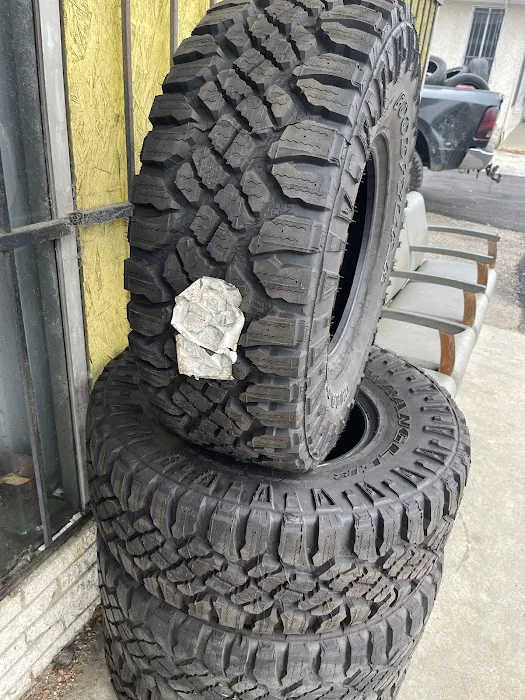 Amigos Tires and Towing 8