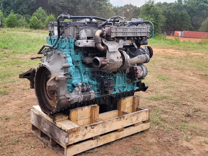 Naomi's Truck Parts and Service LLC 3