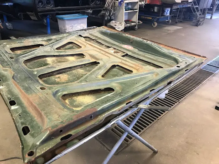 Vintage Metal Works 0