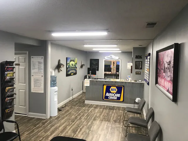 Carey's Auto Shop Inc 4