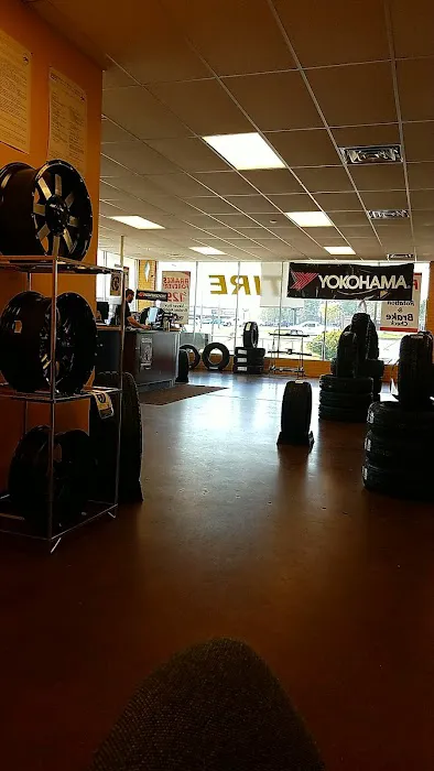 Mr. Tire Auto Service Centers 5