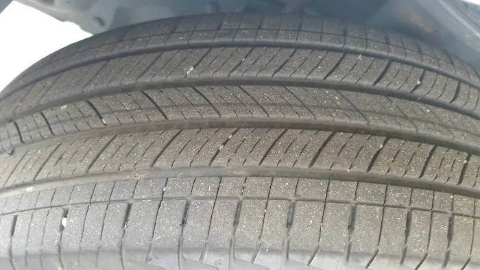 Simmons Quality Used Tires 0