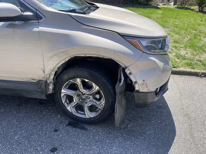Bob Keen's Auto Body Repair 5