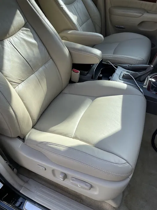 Dave's Auto Upholstery 7