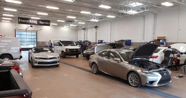 Hendrick Collision and Pre-Owned Center Hickory 6
