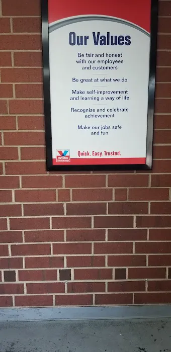Valvoline Instant Oil Change 4