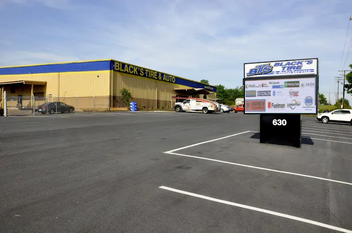 Black's Tire & Auto Service 0