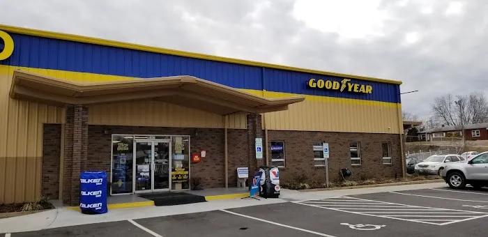 Black's Tire & Auto Service 8