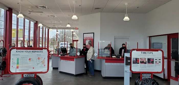 Discount Tire 0