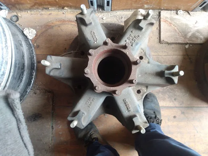 King's Heavy Duty Truck Parts 9