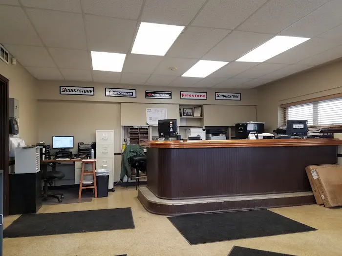 Pomp's Tire Service 3