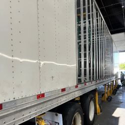 Diamond Truck & Trailer Inc. ico