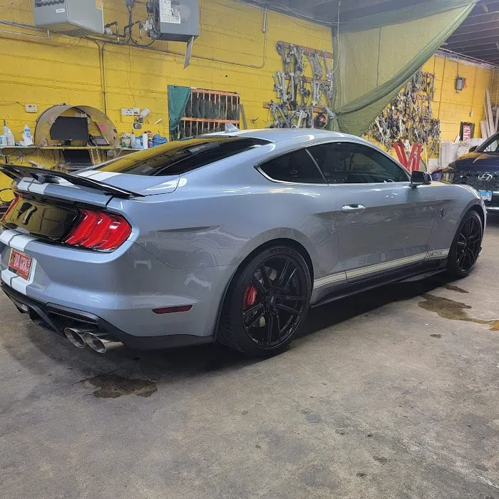 National Auto Glass & Window Tinting 7
