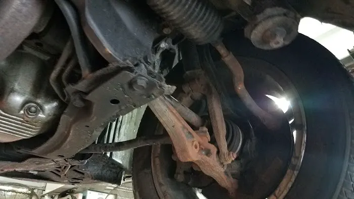 Espo's Auto Services 7