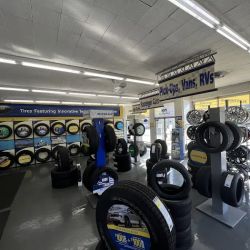 Grand Tire and Auto Service ico