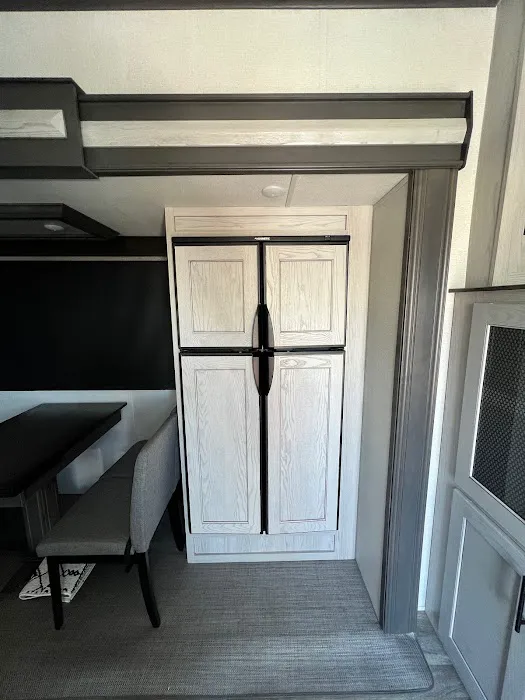 D&R RV SERVICES 2