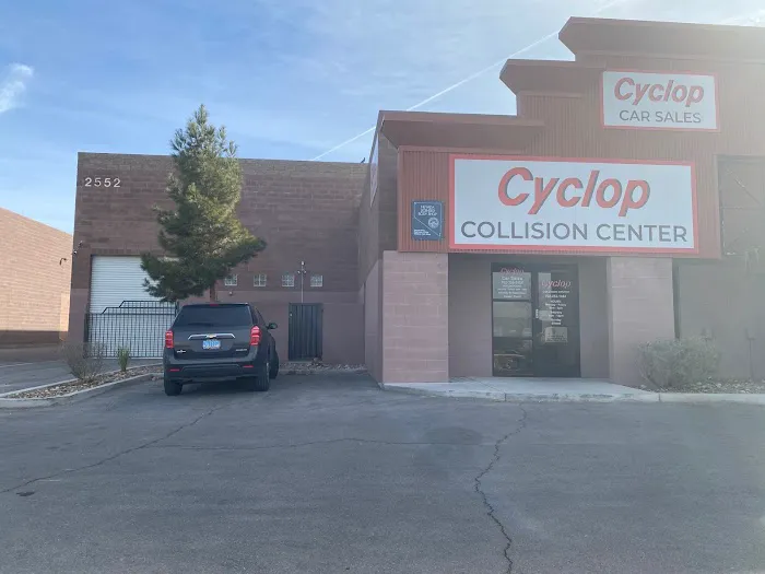 Cyclop Collision Center 8