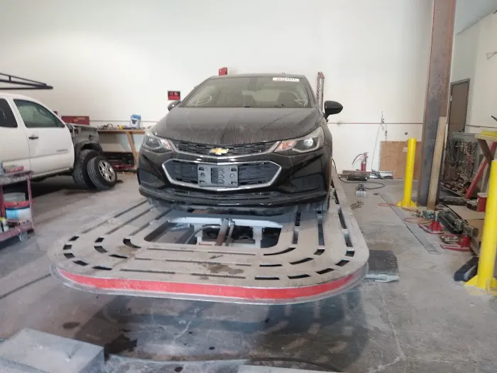 702 Auto Body and Sales 6