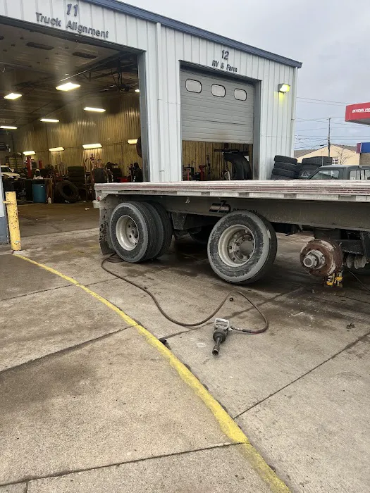 JAM Best-One Fleet Service of Maumee 5