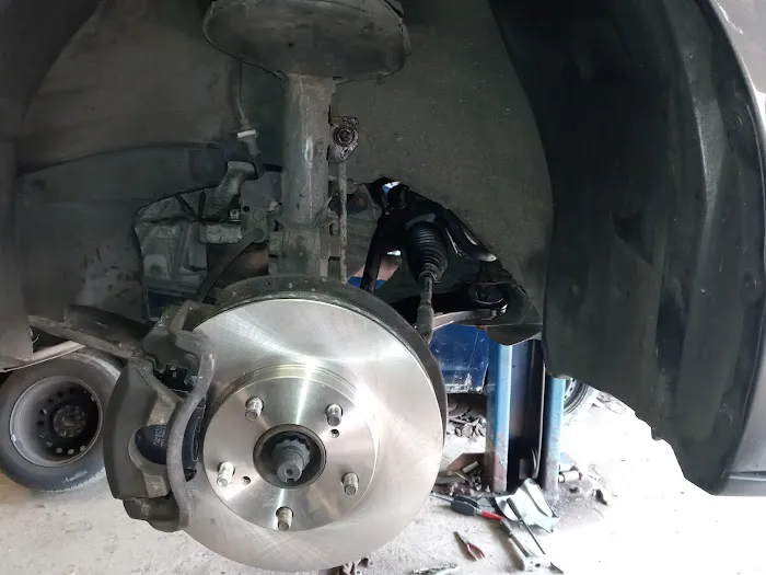 Luis Auto Service 2