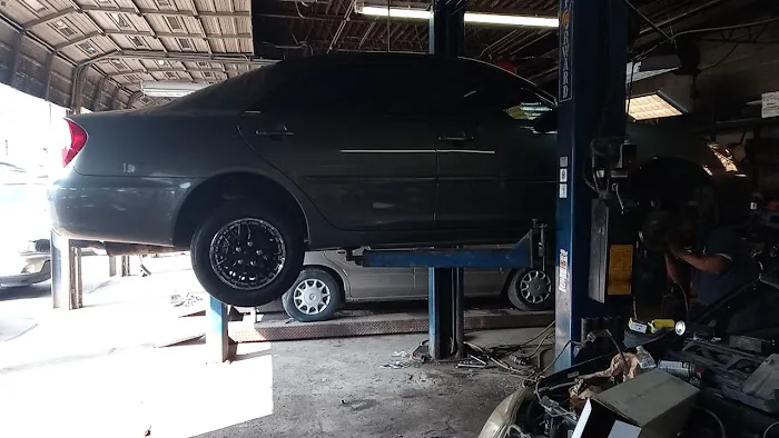 Luis Auto Service 3